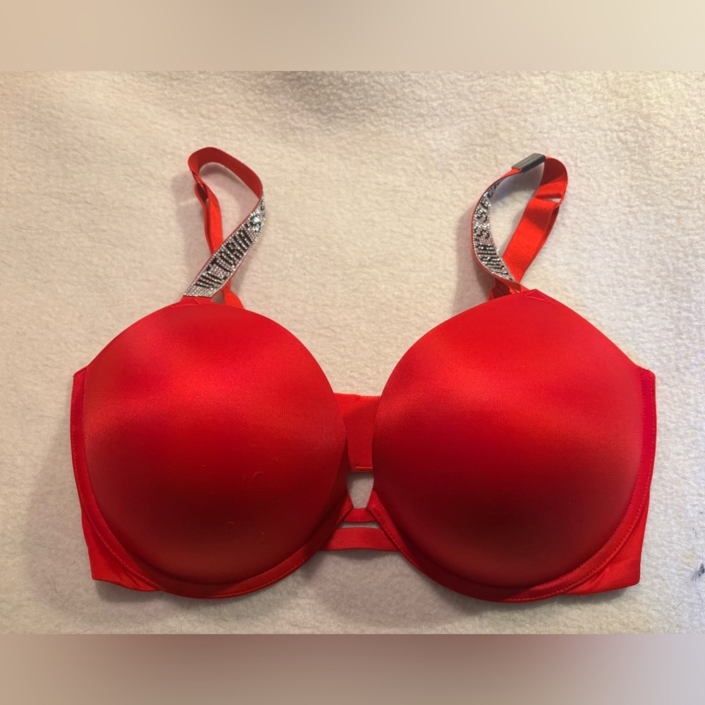 Victoria's Secret Shine Strap Push Up Bra size 36DDD